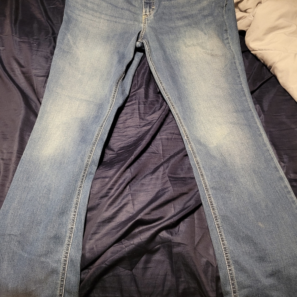 SOLD Jeans